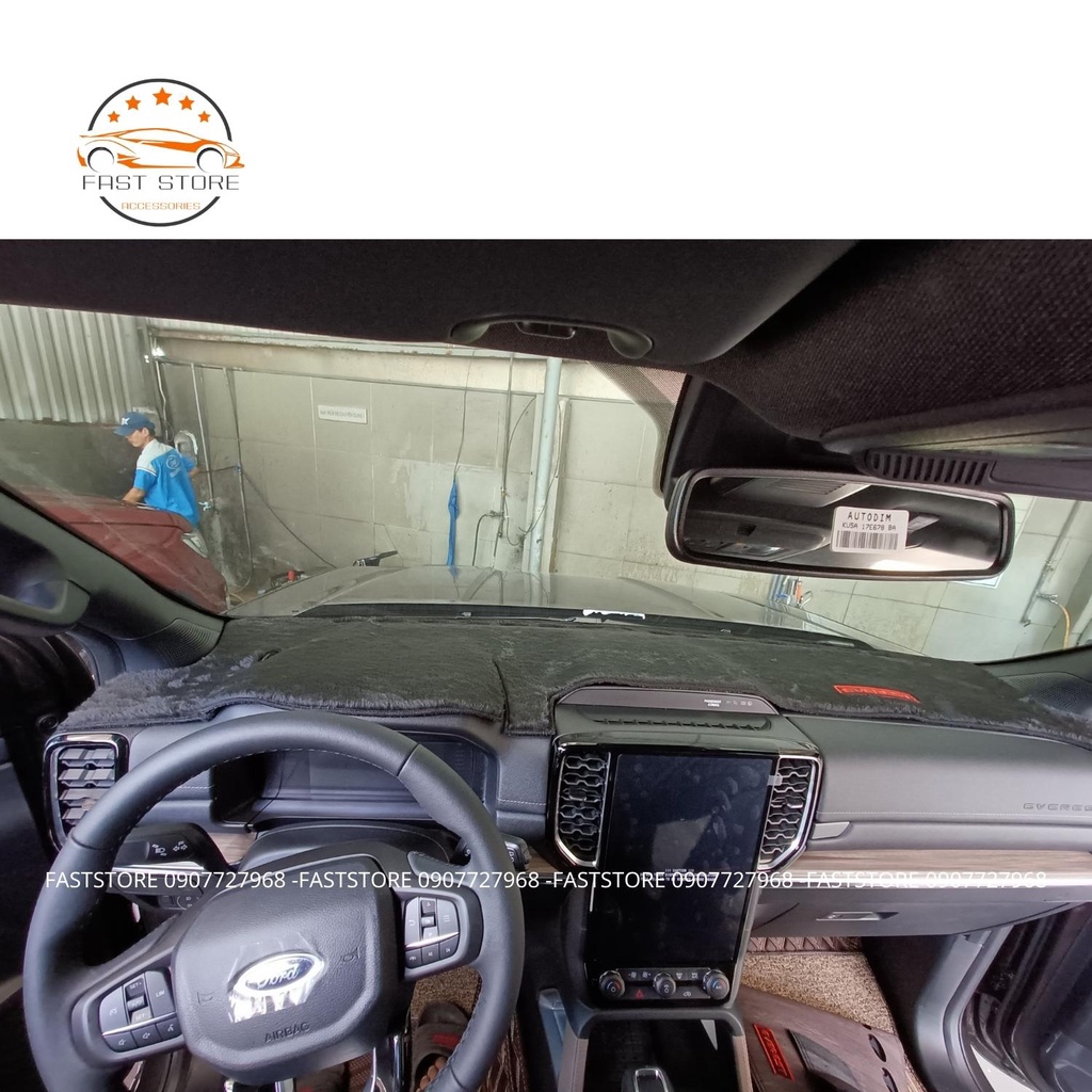 Thảm Taplo FORD EVEREST 2023 RANGER XLT XLS Wildtrack 2023 TERRITORY Lông Cừu Dày Da Cabon Da Vân Gỗ Cao Cấp - Faststore