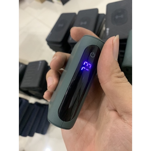 Pin sạc dự phòng Quick Charge Li-polymer 10000 mAh UMETRAVEL SKY10000