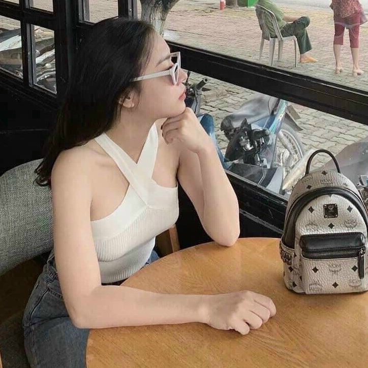 Áo croptop nữ 2 dây cổ chéo form ôm vải tăm co giãn mặc 2 kiểu Bingshop