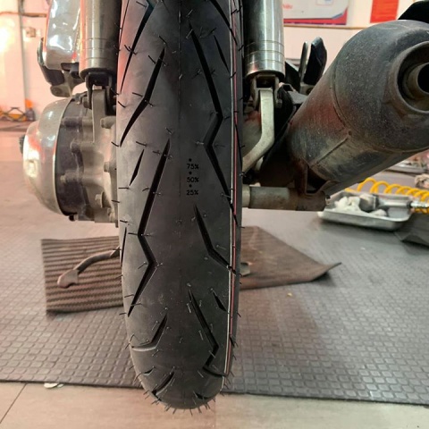 Vỏ xe CAMEL 563 cho xe ga size 14inches