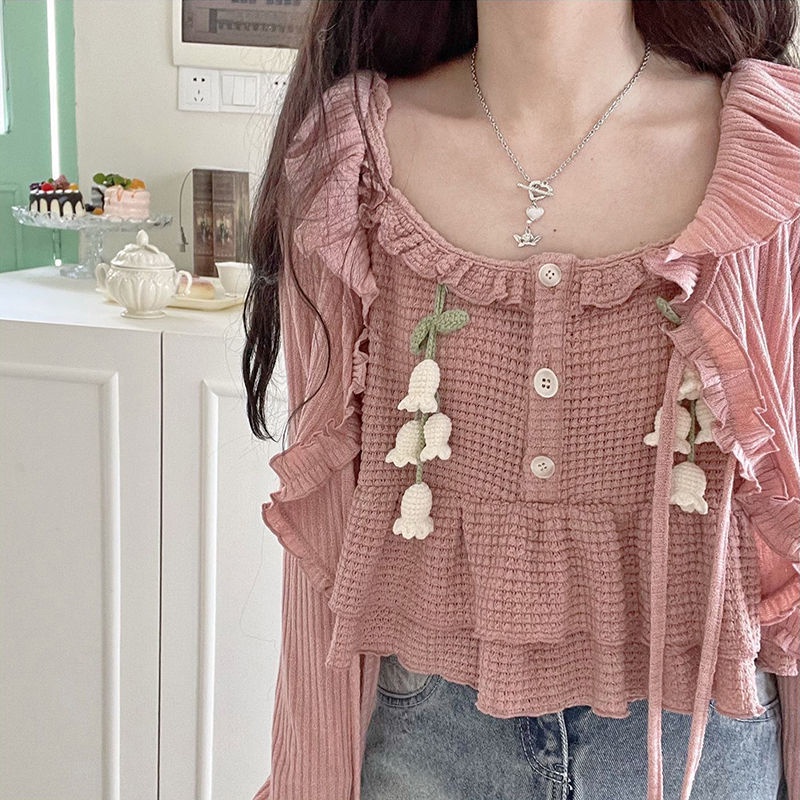 Áo len hai dây croptop xinh xắn