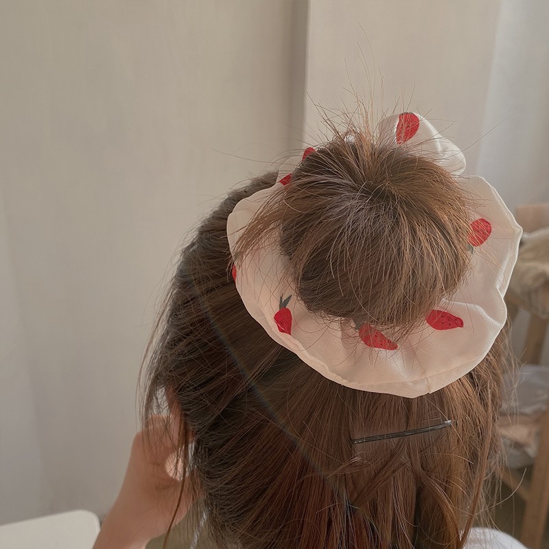 [Mã FASHIONCB231 hoàn tối đa 30K xu đơn 99K] Cute strawberry Scrunchies Hair accessory Hair ties | BigBuy360 - bigbuy360.vn