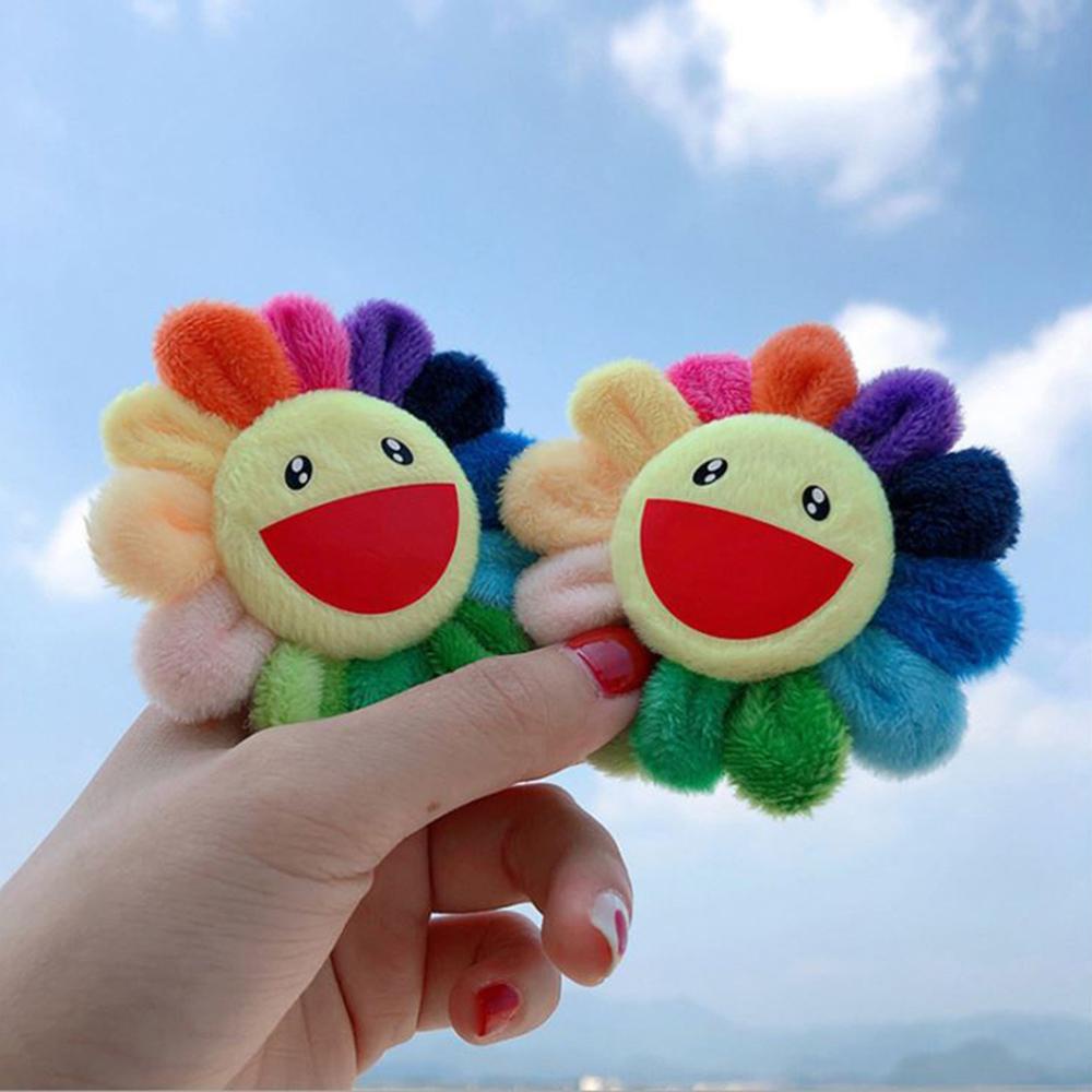 Trâm Cài Áo Hình Ca Sĩ Cầu Vồng Hua Chenyu Đáng Yêu