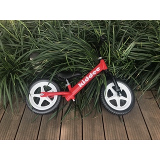 Xe Kiddee khung nhôm siêu nhẹ