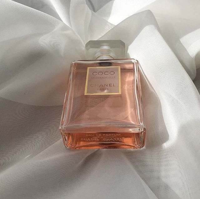 -𝑺𝒄𝒆𝒏𝒕𝒔𝒂𝒊𝒈𝒐𝒏- Nước hoa chính hãng 𝐂.𝐇.𝐀.𝐍.𝐄.𝐋 Coco Mademoiselle Intense EDP