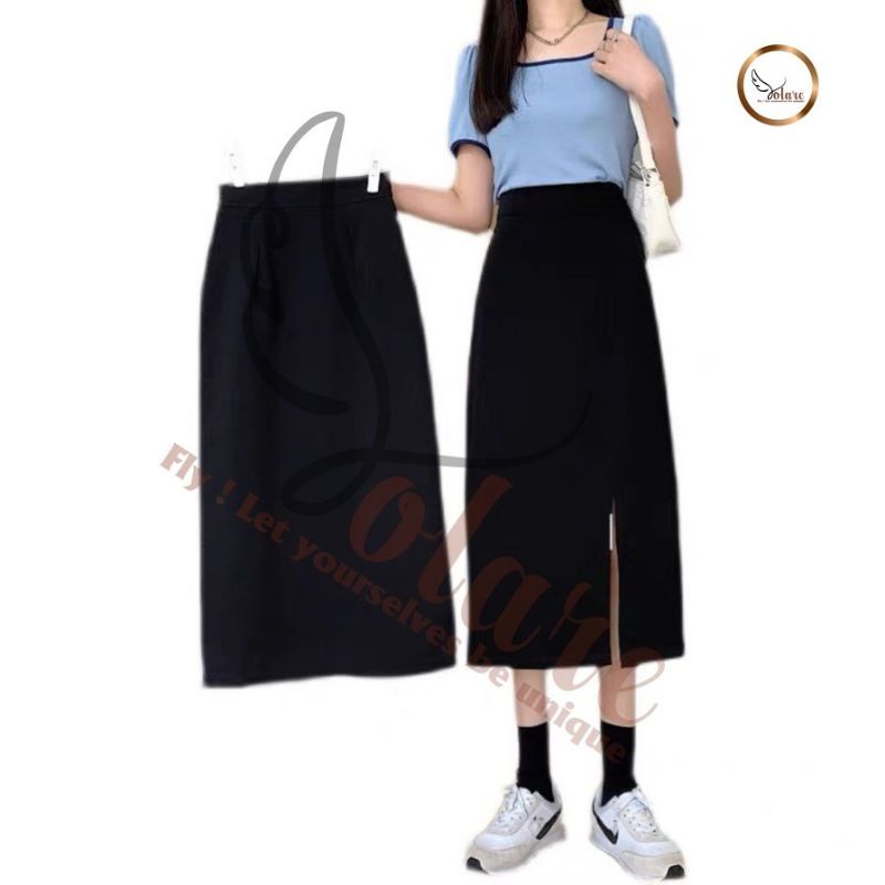 Chân Váy Dài Chữ A Xẻ Trước Bigsize Màu Đen Dài 70cm Lưng Thun Sau VXTR70