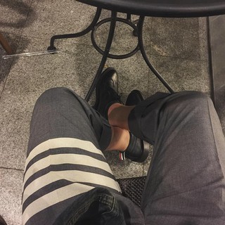 Quần âu Thom Browne nam