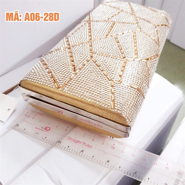 VÍ CẦM TAY ĐÍNH ĐÁ A06-28D A068d HÌNH THẬT + VIDEO THẬT DO SHOP TỰ QUAY