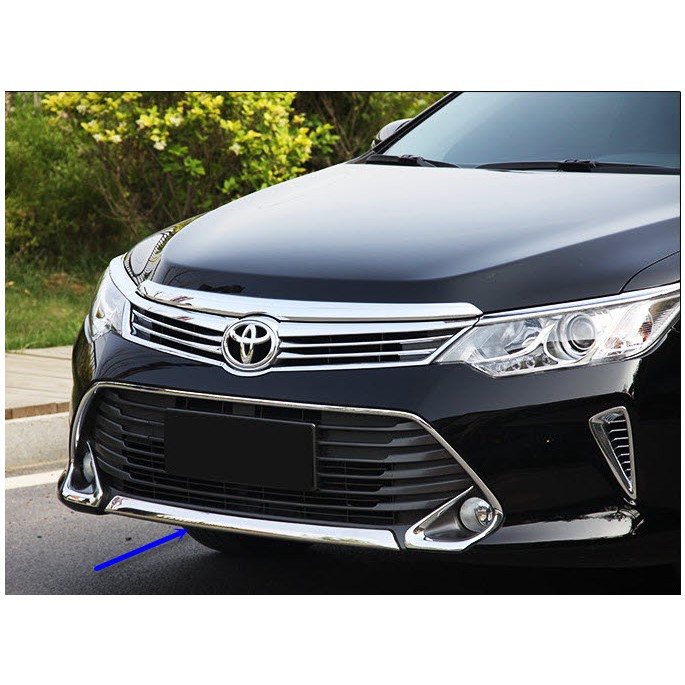 Ốp mí cản trước Camry 2015-2018