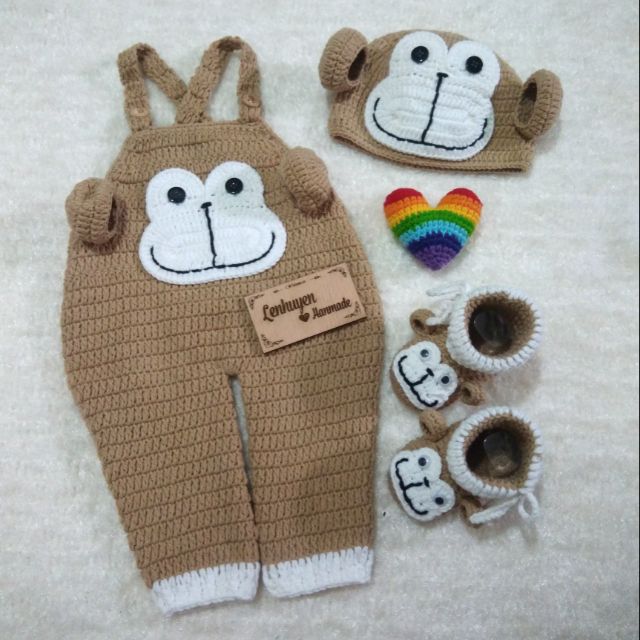 Set quần yếm nón giày len handmade cho bé