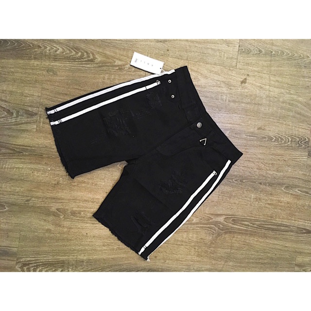 Quần short jean đen line trắng