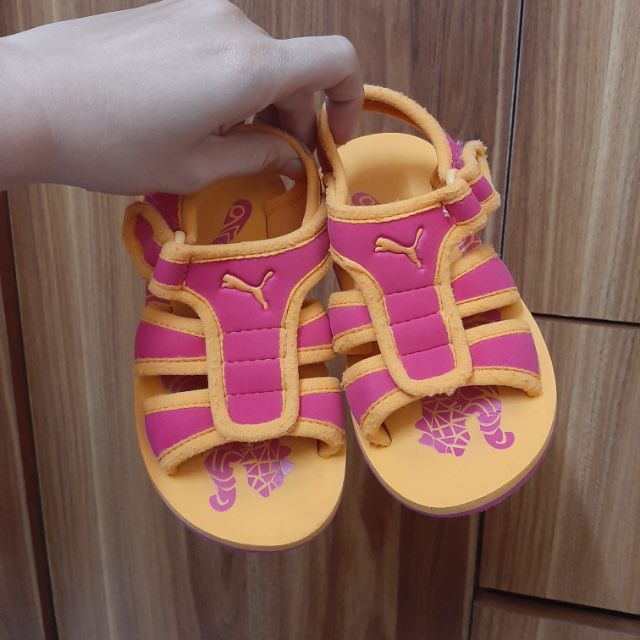 sandal bé auth size 26 thanh lý