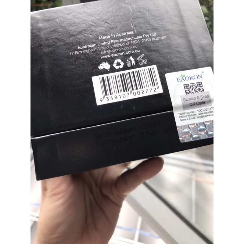 Kem trứng cá hồi đen Úc