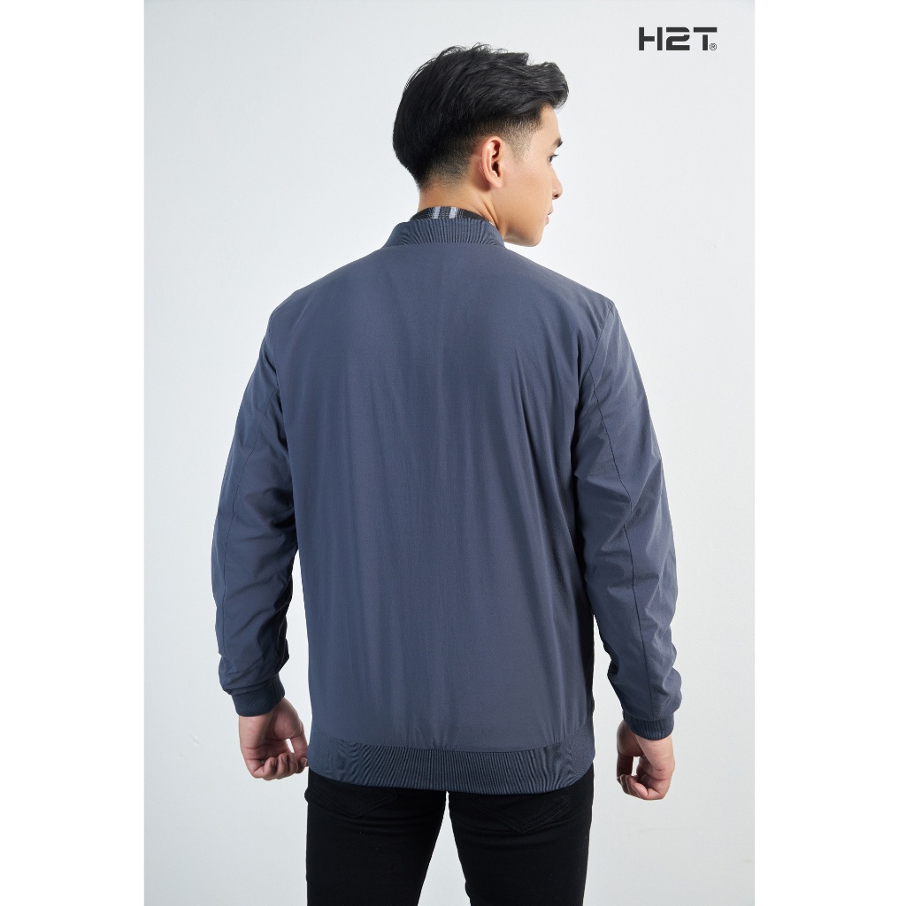 Áo Khoác Bomber Nam H2T Phom Trẻ Trung Năng Động, Logo Tay Phải, Chất Vải Dày Dặn Túi Trong Tiện Lợi 1292