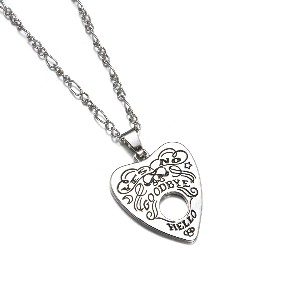 Dây Chuyền Mặt Thẻ Bài Hát Nhân Tạo Phong Cách Cổ Điển