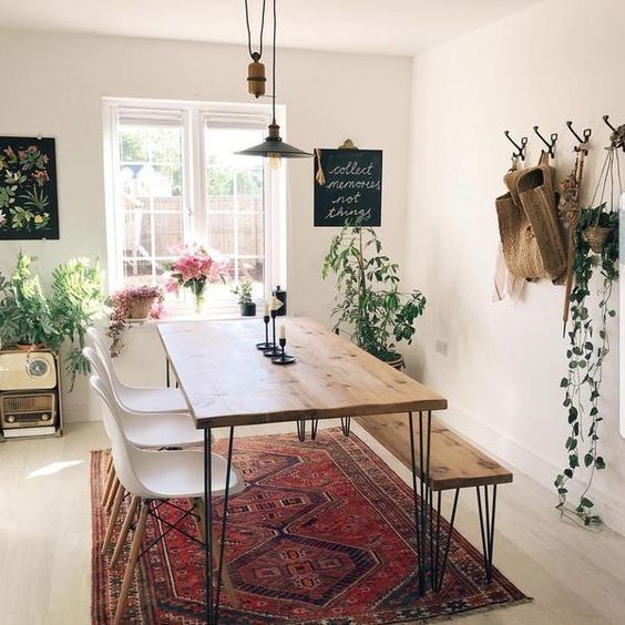 Bộ Bàn Ăn -Ghế băng Vintage siêu Chill- Bàn ăn, gỗ thông tự nhiên, vân gỗ đẹp, cho bữa ăn của gia đình thêm đầm ấp