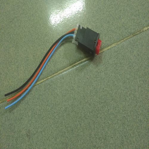 Nút nhấn on/off tự giữ passing cho đèn trợ sáng gắn xe máy