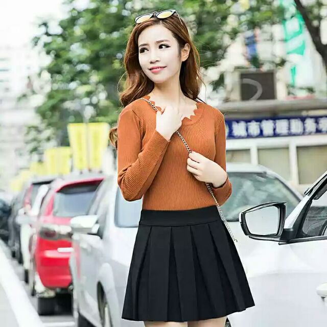 Chân váy xếp ly ngắn có quần đùi bên trong | BigBuy360 - bigbuy360.vn