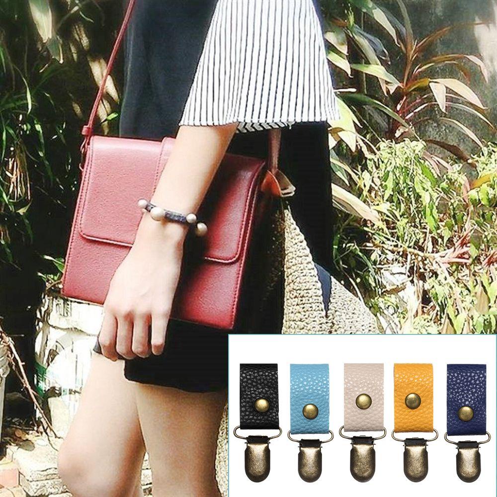 Kẹp Mỏ Vịt Gắn Túi Xách Du Lịch Mẫu Mới