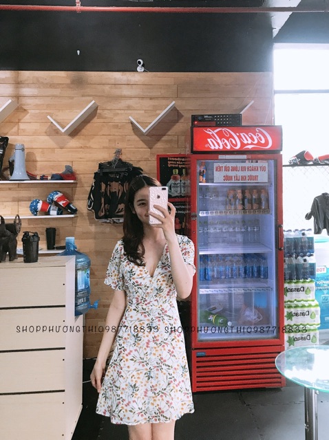 Đầm hoa nhí cổ V 3 màu - đầm vintage | BigBuy360 - bigbuy360.vn