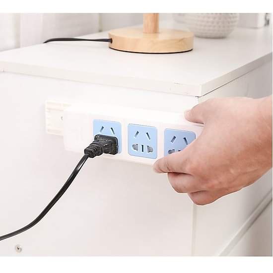 Miếng dán treo ổ điện trượt tháo lắp tiện dụng