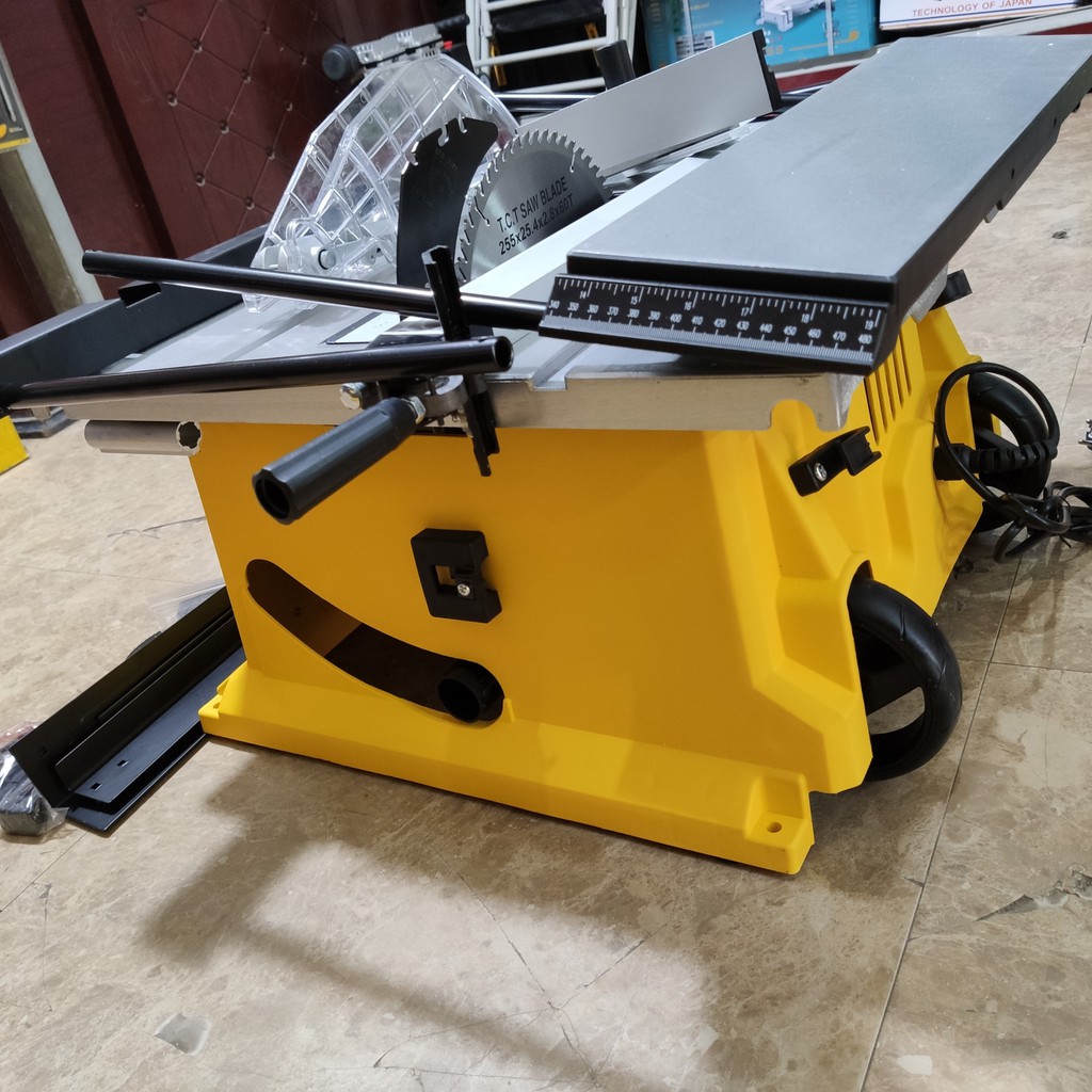 Máy cưa bàn Stanley SST1801 1800W