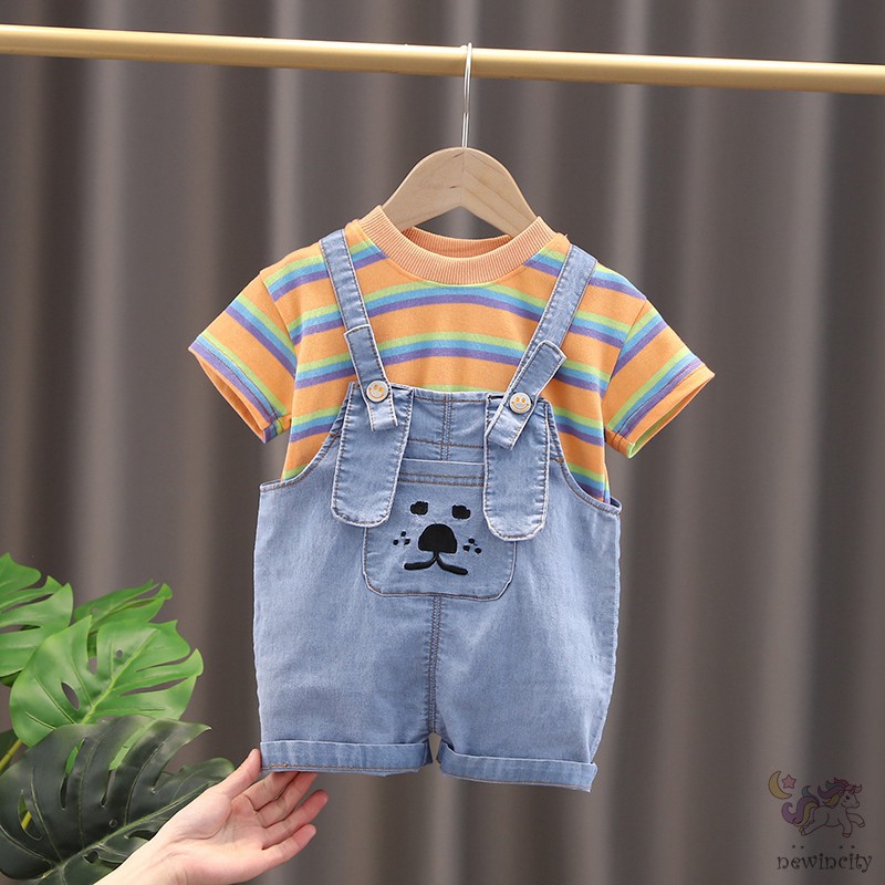 Bộ áo thun cổ tròn kẻ sọc + quần yếm denim cá tính cho bé