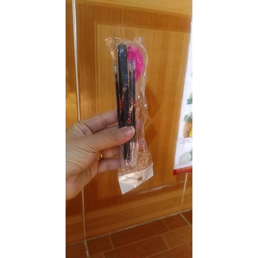 Bút tự xóa bé tập viết , luyện chữ .