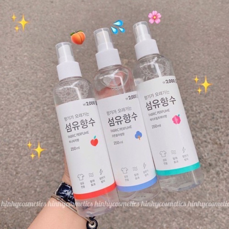 Xịt Thơm quần áo Fabric Ferfume 250ml Giữ quần áo thơm lâu, Khử mùi ẩm mốc