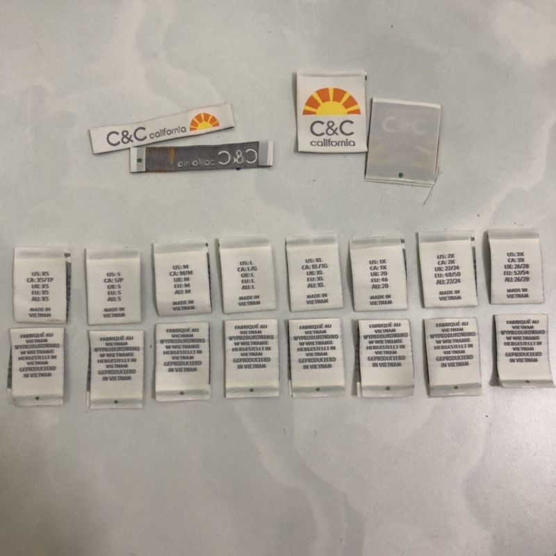 Set 50 Nhãn Vải - Tag Vải Dệt C&C California Đủ Size XS->3X Xám Trắng Hàng Công Ty
