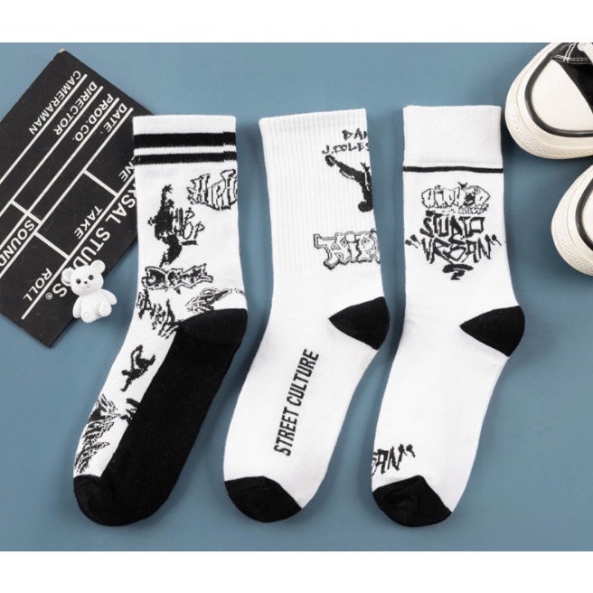 Vớ thể thao cao cổ Nam Nữ phong cách trẻ trung, cá tính, năng động.