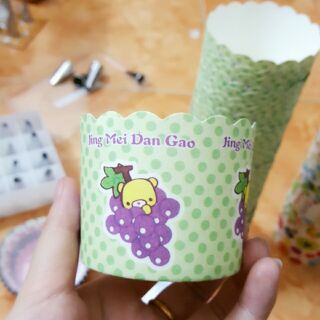 Cupcake vỏ cốc giấy cứng