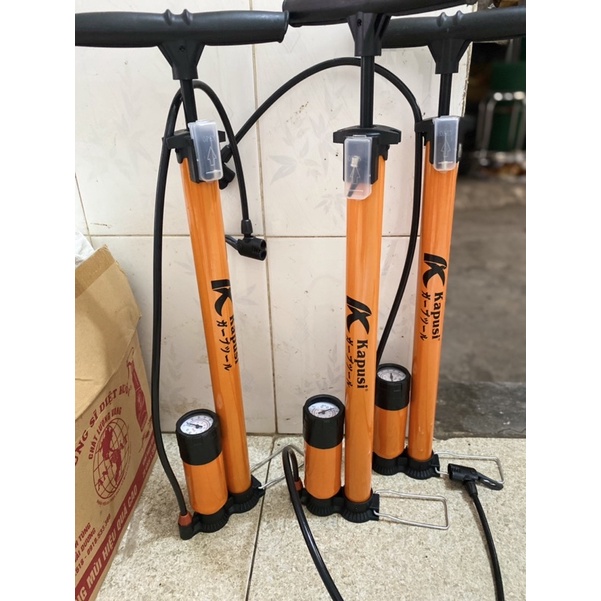 Bơm tay xe đạp, xe máy Kapusi có đồng hồ bơm nhanh,nhẹ tay