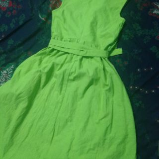 Đầm Linen vạt chéo