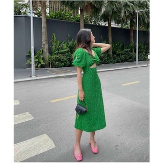 Đầm midi body xốp khoét ngực xoắn