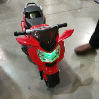Xe máy đỏ a 140