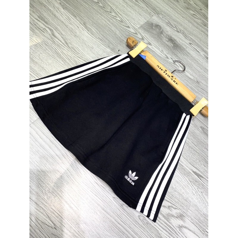 CHÂN VÁY Adidas THỂ THAO LOGO THÊU,CÓ QUẦN LÓT TRONG,TUI HÔNG | BigBuy360 - bigbuy360.vn