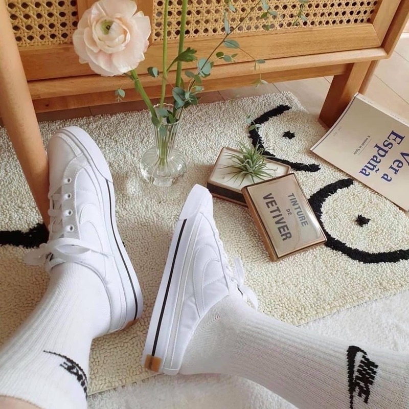 - Giày Nike mule đạp gót