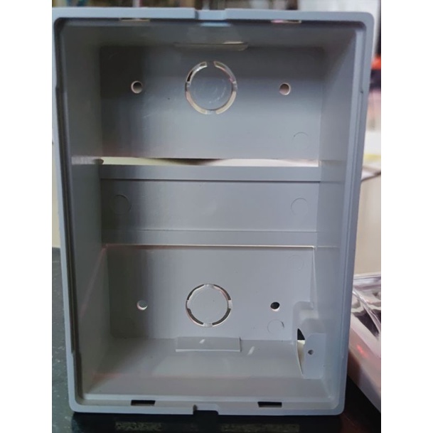 Vỏ hộp 3 pha, 4 pha có nắp che đậy Korea