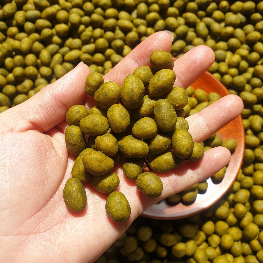 Đậu Phộng Da Cá Vị Trà Xanh - Lon 180Gr