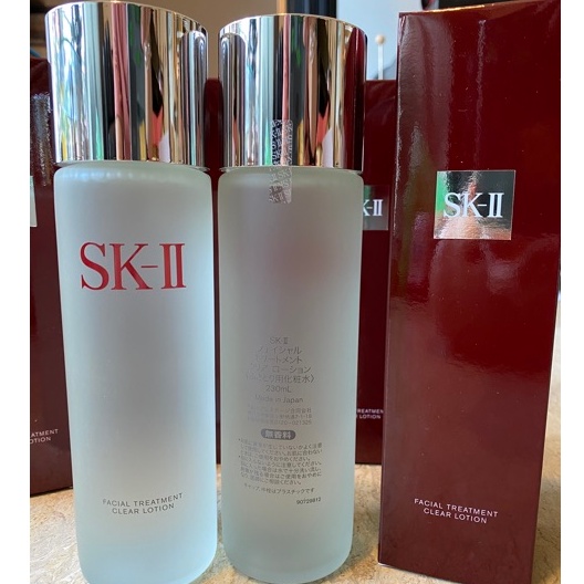 Nước hoa hồng SK-II Facial Treatment Clear Lotion cấp ẩm làm mịn căng bóng da 230ml