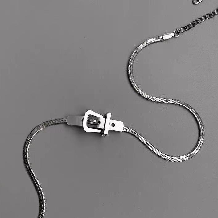 ☜Vòng Cổ Có Khóa Phong Cách Hip Hop Châu Âu Cá Tính Cho Nữ