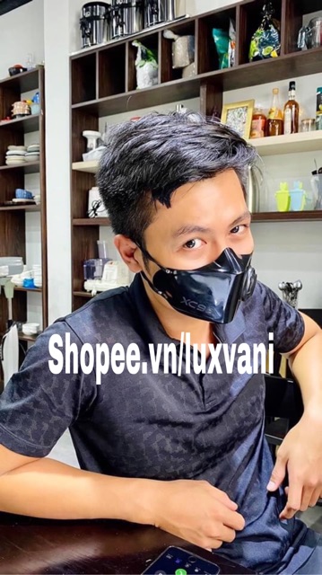 [CÓ SẴN] Khẩu trang trong suốt nhựa dẻo hot trend kèm van thay, 2 màu thời trang | BigBuy360 - bigbuy360.vn