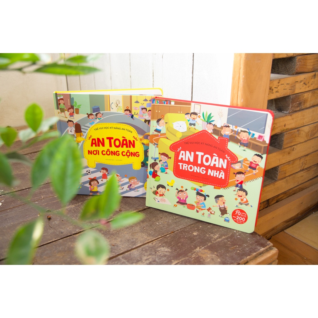 Sách tương tác cho bé - Trẻ vui học kĩ năng an toàn - Sách 3d lật mở khám phá với 200 bài học