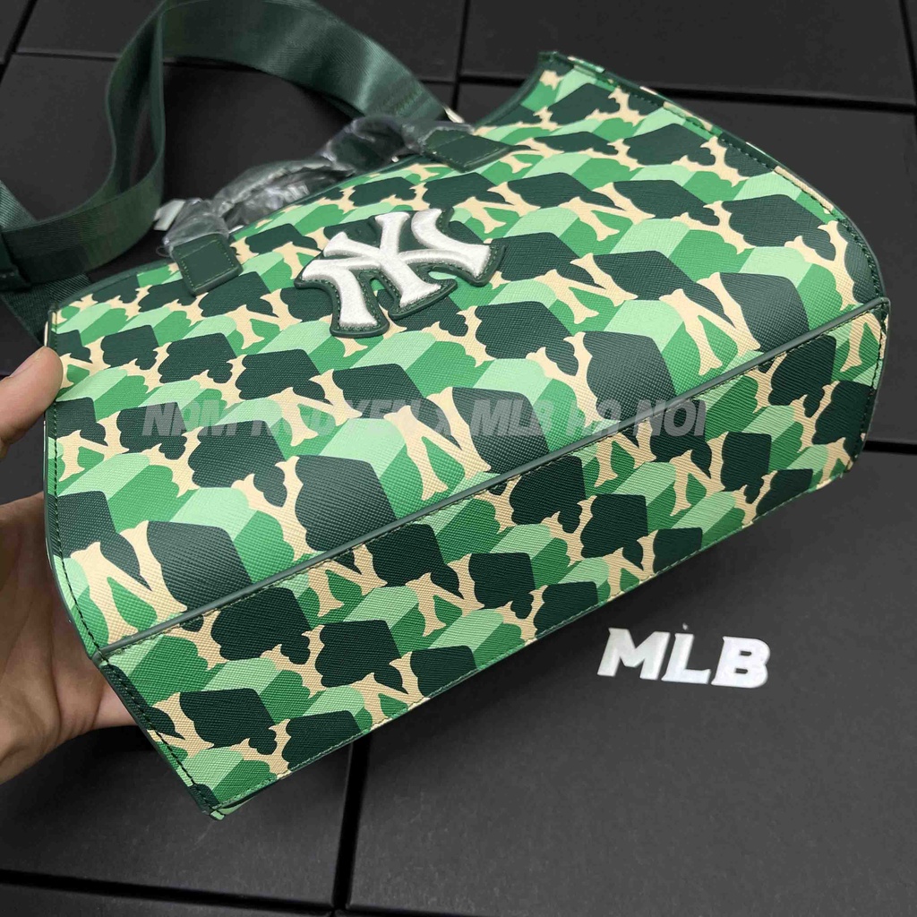 ✅  Túi Tote MLB Cube Monogram Medium Bag N.YORKS Yankees D.Green 3AORM042N-50GND