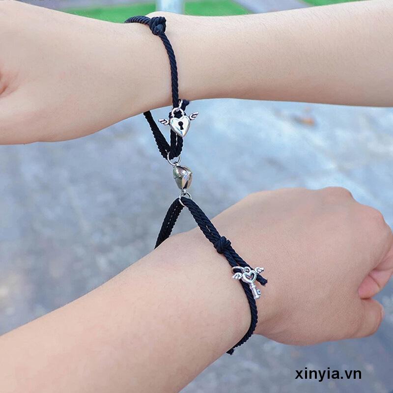 Vòng Đeo Tay Cặp Đôi Bằng Cao Su Khóa Nam Châm Hình Trái Tim Đơn Giản Làm Quà Tặng Cho Bạn Gái