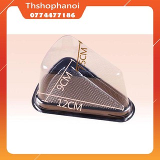 Hộp nhựa tam giác đế đen A03