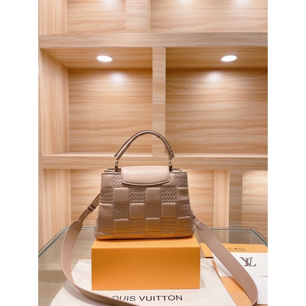 Túi xách Lóuisvuitton capucines sz 27 da bò hàng order
