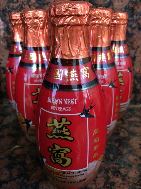 Nước yến Thái Lan chai sành đỏ 180ml