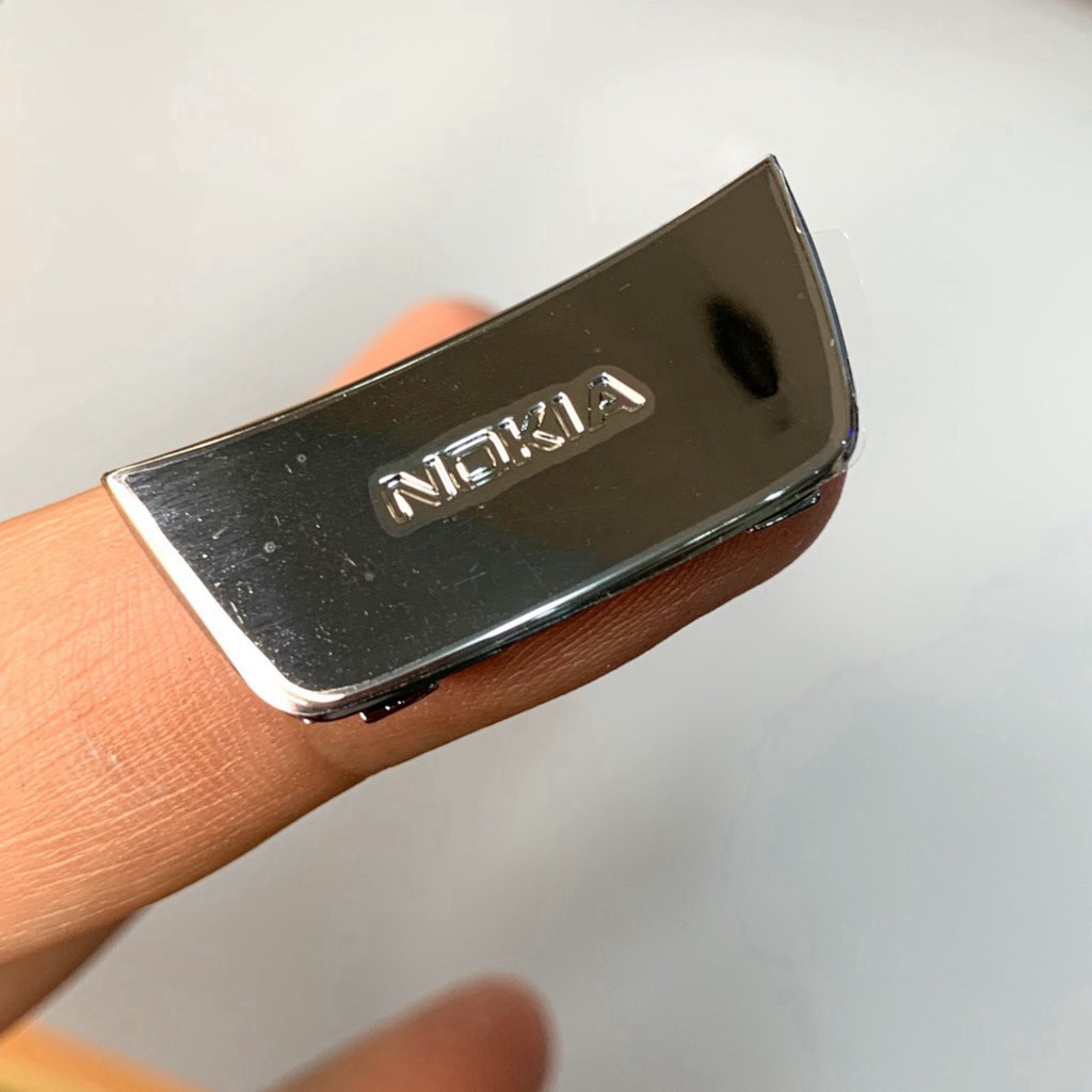 Logo điện thoại cổ NOKIA 8910 mới | BigBuy360 - bigbuy360.vn